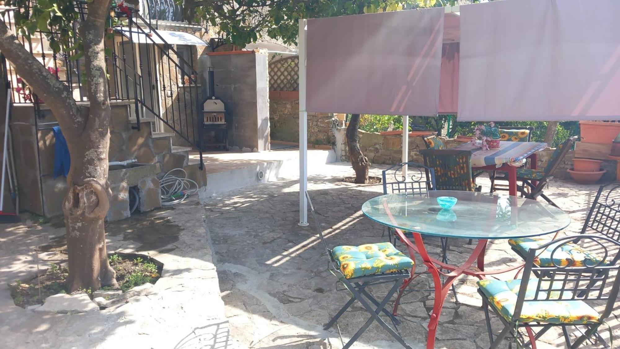 Loft Rosa Con Terrazza, Bagno Privato E Doccia Esterna Hotell Cannicchio Exteriör bild
